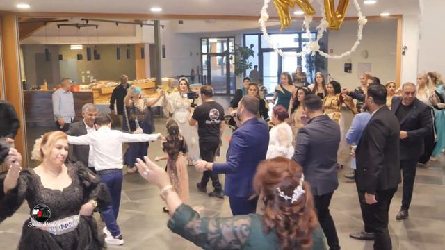 Bijav ko Bressanone ko Gazda Iljaz (Bucko) Gazdarica Ferijan Marvin & Vanessa 18.03.2023.[PART.1] смотреть онлайн