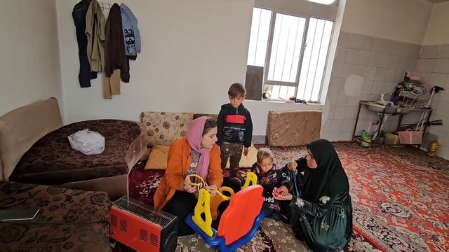 Malek's Inspiring Act: Bringing Joy to Nomadic Kids ??? смотреть онлайн