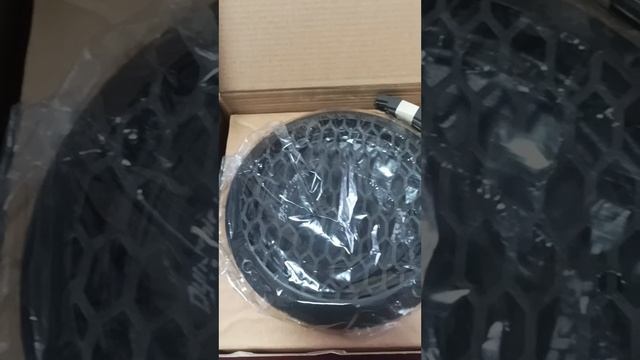 Получил свой приз калонки бомба ? пушка