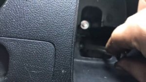 Как подтянуть ручник Хендай Солярис (Hyundai Solaris)2016г.