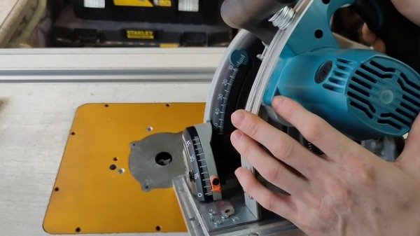 Самый лучший способ установить пилу в стол !!!