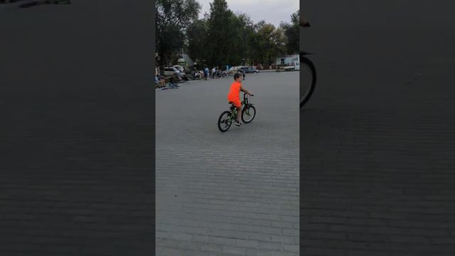 Покатушки на площади г. Чадыр-Лунга смотреть онлайн