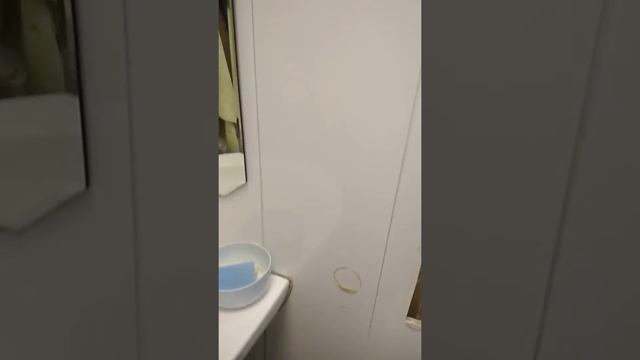 Закрыть дыру в стене туалета, заменить стеновые панели смотреть онлайн