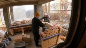 Делаем в беседке барбекю, мангал с печкой под казан из кирпича.