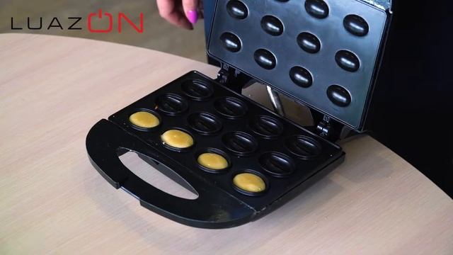 Вафельница электрическая LuazON LT 08 смотреть онлайн