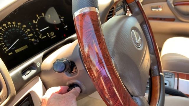 2001 LEXUS LX 470