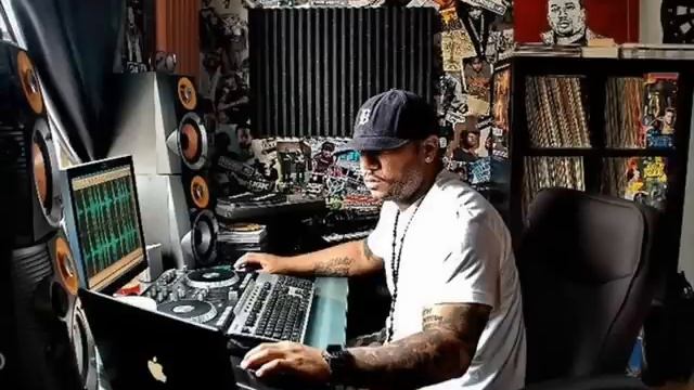 Apollo Brown - Desperation (Instrumental) смотреть онлайн