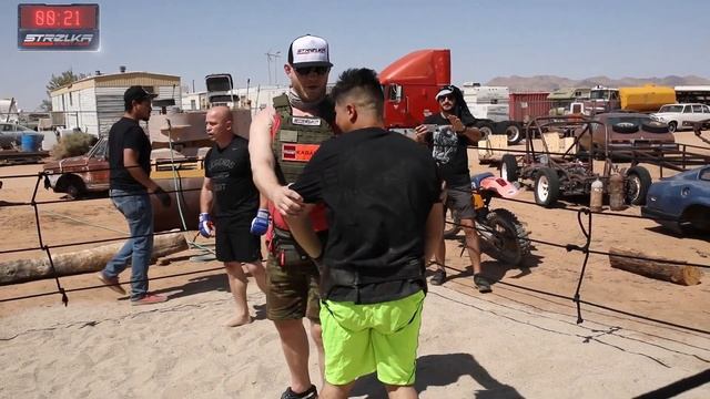 USA NAVY vs STREET FIGHTER !! Crazy Fast fight !!! смотреть онлайн