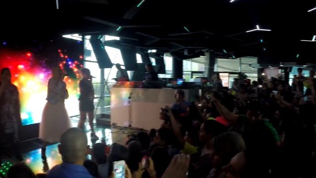 Поли Генова Live @ Paradise Center - 01.06.2016 смотреть онлайн