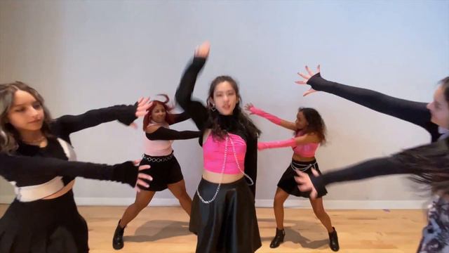 Kep1er (케플러) - ‘WA DA DA’ Dance Cover смотреть онлайн