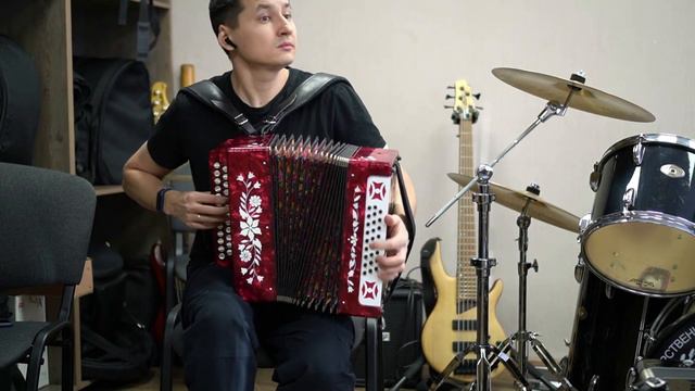Чувашская песня Кущусем сан кущусем. Константин Евруков. смотреть онлайн
