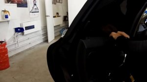 Как снять уплотнитель Volvo XC60