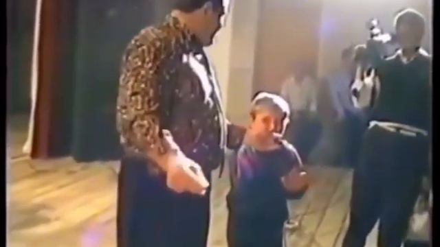Маленький мальчик взорвал весь интернет и зал Арам Асатряна🇦🇲🙏🏽 смотреть онлайн