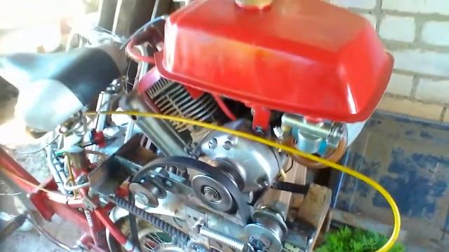 Мотовелосипед с движком от культиватора. смотреть онлайн