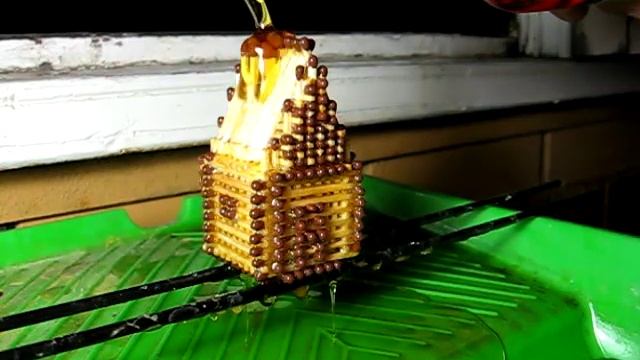 Лакировка моделей из спичек | Домик из спичек без клея смотреть онлайн