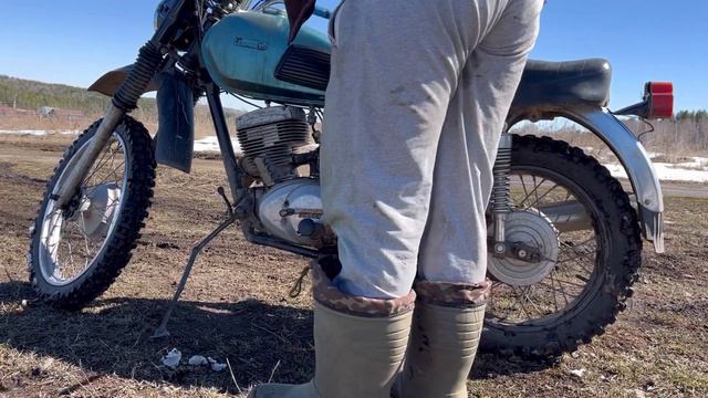 Пол года не заводил ИЖ Планету. Сколько можно не снимать ИЖи? смотреть онлайн