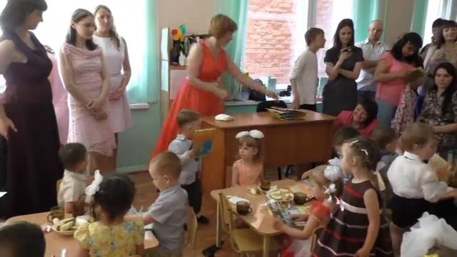 Выпуск в ясельной группе. смотреть онлайн