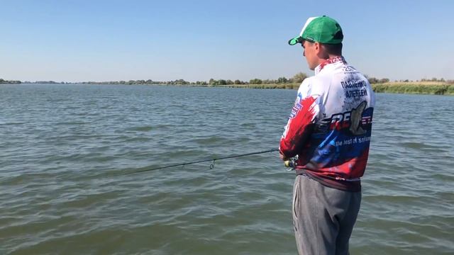 Ловим судака в Ростове на дону смотреть онлайн