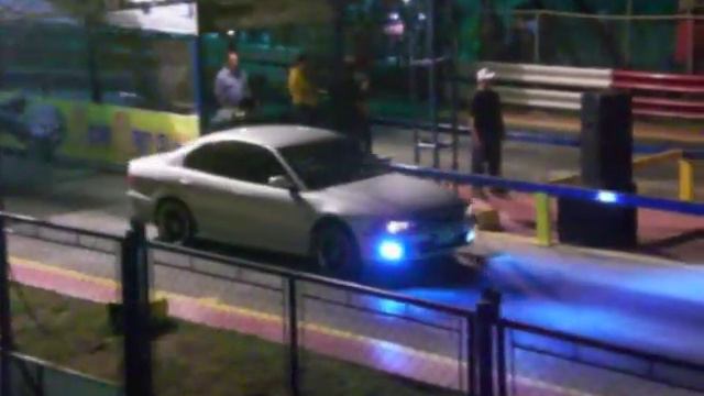 Piques 1/4 De Milla Turagua (Mitsubishi Galant) смотреть онлайн