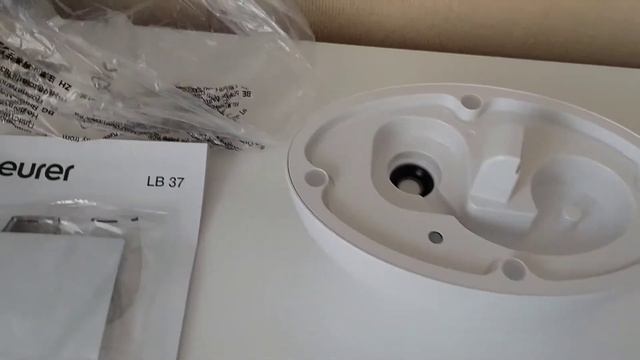 Распаковка — Ультразвуковой увлажнитель воздуха Beurer LB 37 смотреть онлайн