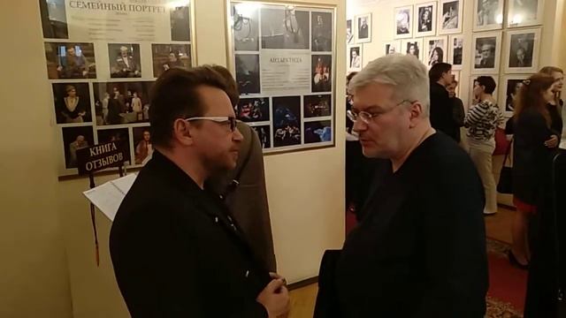 Евгений Водолазкин и Владимир Глазунов. Встреча в Театре "На Литейном"Май,19. видео:@alexeyprokaev смотреть онлайн