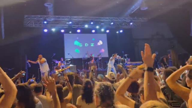 Popurrí Recuerdo. Gente de Zona BERLIN 2023 смотреть онлайн