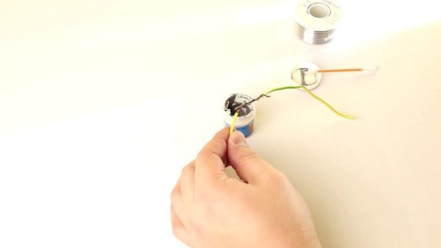 Паяльная паста, припой. смотреть онлайн