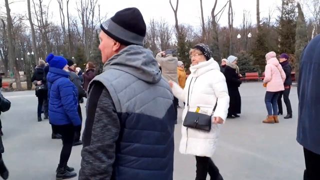 ЛУЧШАЯ ПОДРУГА - БЛИЖЕ ЧЕМ СЕСТРА!??⚘/ТАНЦЫ В ПАРКЕ ГОРЬКОГО ХАРЬКОВ МАРТ 2021 смотреть онлайн