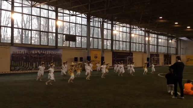 TODES в гостях у FCBESCOLA Camp Russia смотреть онлайн