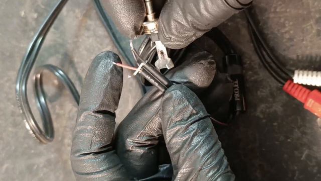 How to make AUX - RCA cable in 2 minutes #diy #asmr #electricrepair #Bluetoothspeaker #subwoofer смотреть онлайн