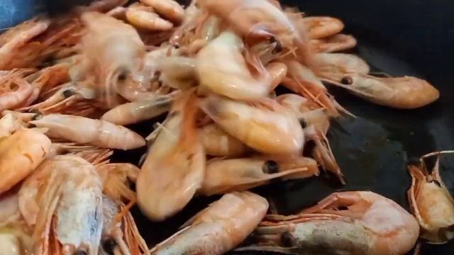 КРЕВЕТКИ В СОЕВОМ СОУСЕ/В ДОМАШНИХ УСЛОВИЯХ! смотреть онлайн