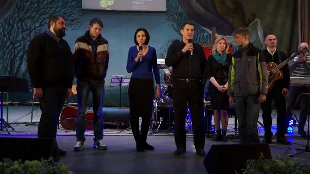 Усыновление Саши и Вовы: молитва благословения.Церковь "Благодать" г.Киев смотреть онлайн