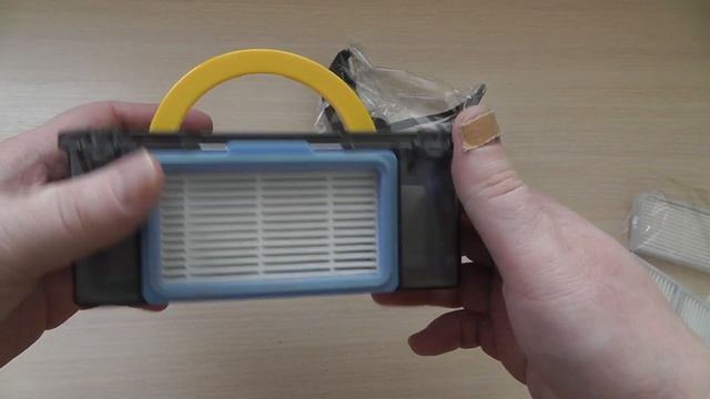 Расходники ,пылевые фильтра и щётки к роботу пылесосу ILIFE V50 V3 V5 V5s V3s V5s Pro X5