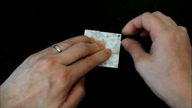 トーヨー「おりがみ くるくる回転寿司」の『いくら』を折ってみた How to fold a salmon roe (sushi) with origami.Easy! смотреть онлайн