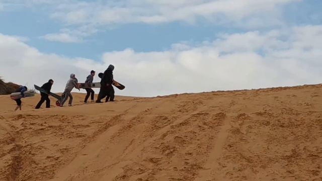 Сендбординг(sandboarding). На лыжах по песку. Израиль. Пустыня Негев
