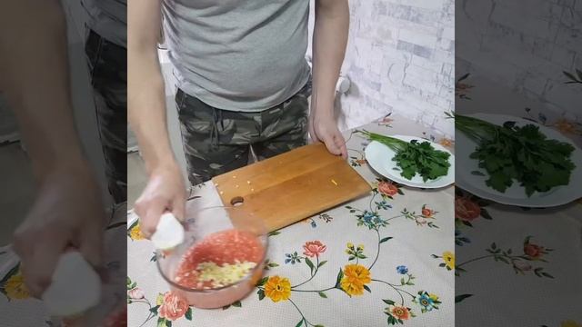 Хинкали на даче в казане на костре смотреть онлайн