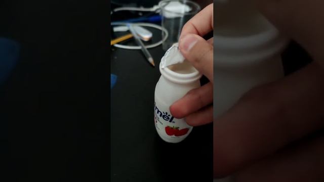 How to open an Actimel yogurt bottle (2022 version) смотреть онлайн