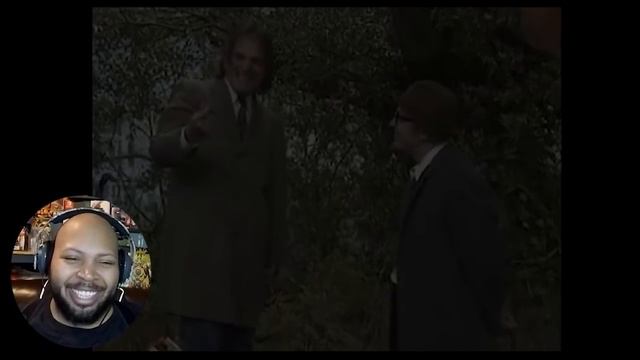 Bottom Season 2, Episode 6 's Out Reaction смотреть онлайн