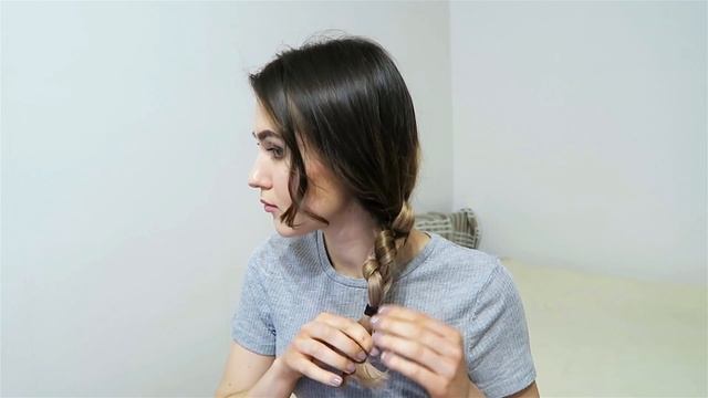 ПРОСТЫЕ ПРИЧЕСКИ НА КАЖДЫЙ ДЕНЬ ЗА 5 МИНУТ смотреть онлайн