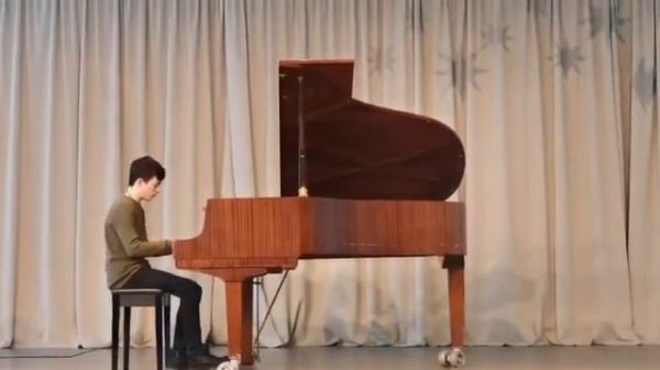 Смирнов Дмитрий. Григ. Поэтическая картинка №1, op.3