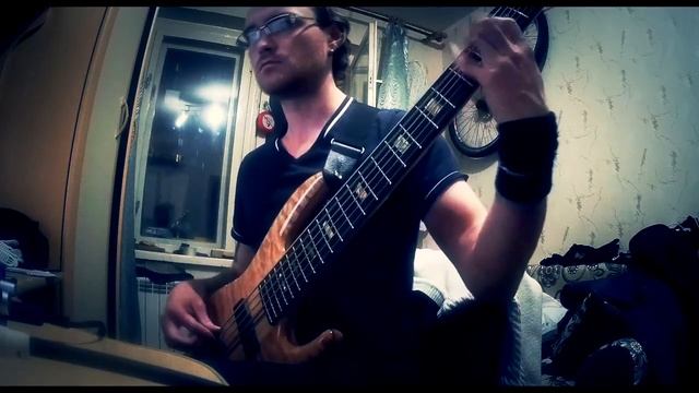 Carvin USA 6 String Bass Alexey Danilov