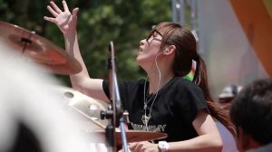 羅小白S white -.Amazing Girl Drummer. Барабанщица-виртуоз из Тайваня .羅小白(羅仕茹)爵士鼓 竹北路跑活動