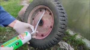 Пена в колесо садовой тележки.