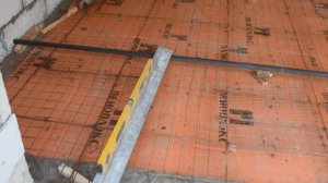 Полы по грунту в мастерской или гараже.