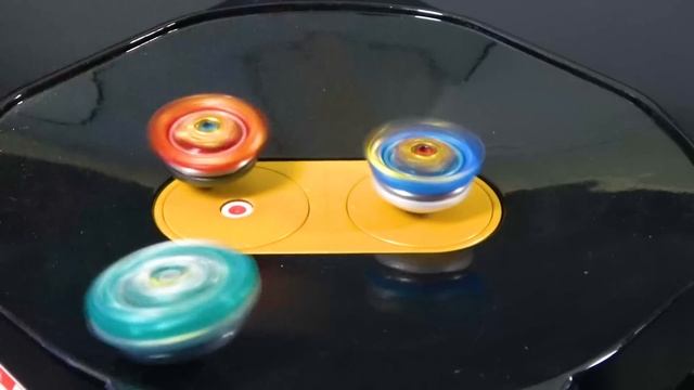 NEW EPIC DUO INFINITY SUPER HYPERION KING HELIOS BEYBLADE BURST SUPERKING BATTLE SPARKINGイブレードバースト超 смотреть онлайн
