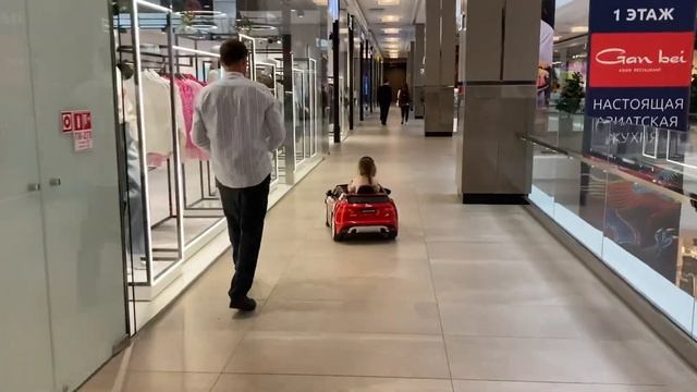 С детками в ТЦ Palazzo г. Минск