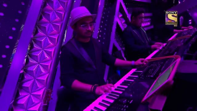 Arunita को "Kuch Kuch Hota Hai" गाने पर मिला Standing Ovation | Indian Idol Season 12 | Semi Finale смотреть онлайн