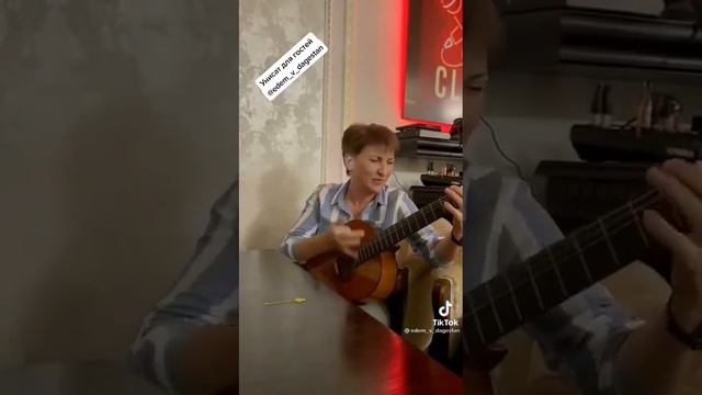 Старая русская песня "Гранитный камушек" смотреть онлайн