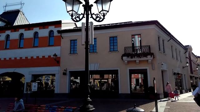 Аутлет Белая дача смотреть онлайн