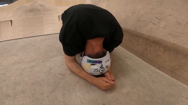 Меня заставляют катать? | Самый крупный скейт парк России | Урам парк смотреть онлайн